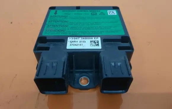 Ford Fiesta Fan control module 2S6T14B056EP