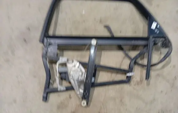 Audi A6 S6 C5 4B Rear door window/glass frame 