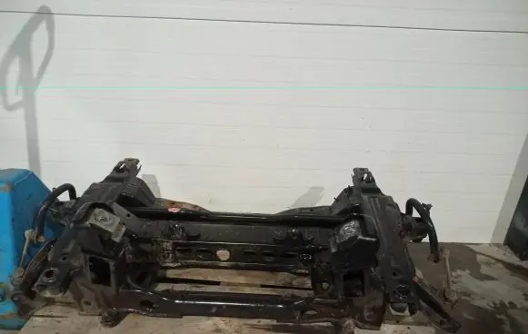 Mercedes-Benz Sprinter W906 Front subframe