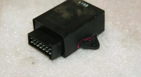 Ford Mondeo Mk III Window washer relay 3S7T17D539AC