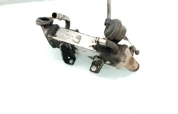 Renault Master III EGR valve cooler 8200910446