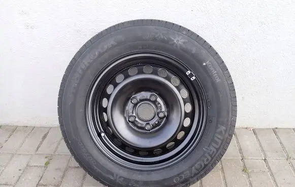 Volkswagen Golf VII R15 spare wheel 