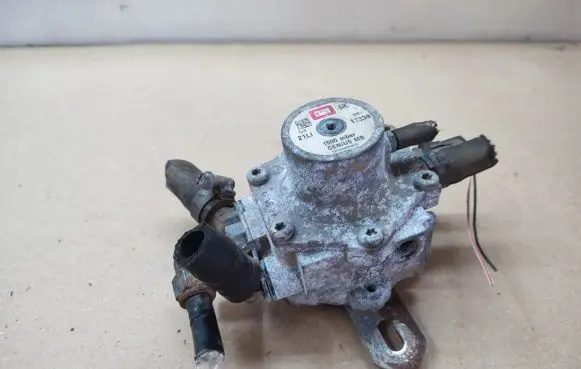 Honda CR-V Other engine bay part E01010029M0B