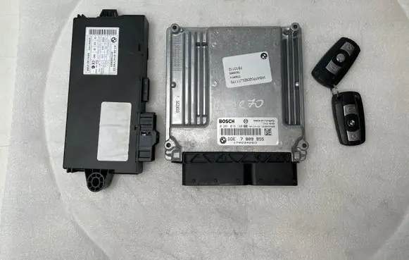 BMW X5 E70 Engine control unit/module 7809955 0281015128 170234263