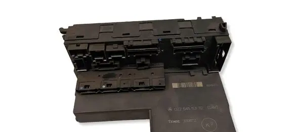 Mercedes-Benz E W210 Fuse module 0225455332