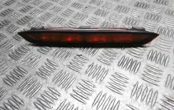 Toyota Corolla Verso E121 Third/center stoplight