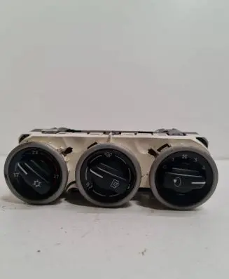 Mitsubishi Colt Climate control unit 69657305 W906286 4135F