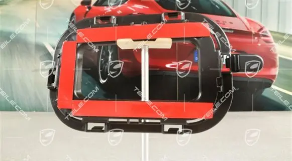 Porsche Cayenne (92A) Bumper support mounting bracket corner 95850577110