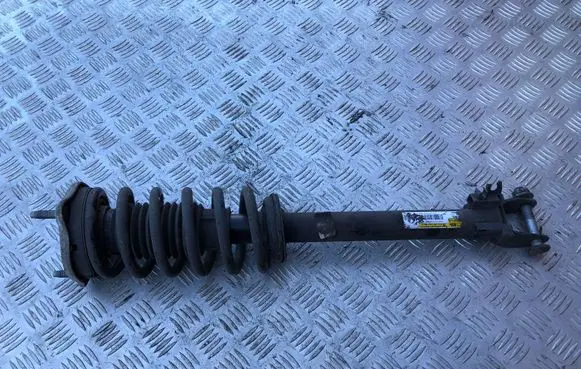 Mercedes-Benz C W205 Front shock absorber with coil spring A2053204713 15304Q0032361