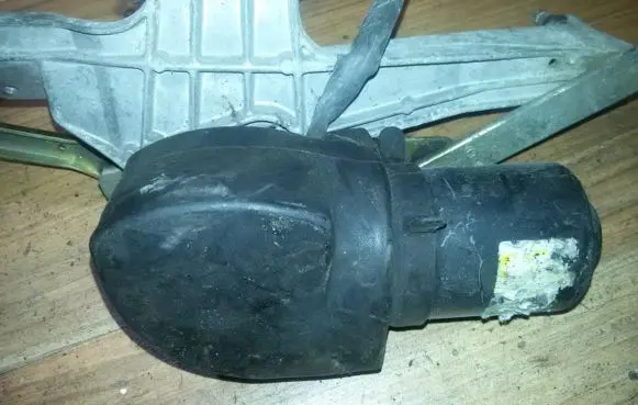 Wiper motor