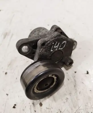 Hyundai i40 Generator/alternator belt tensioner