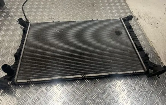 Coolant radiator