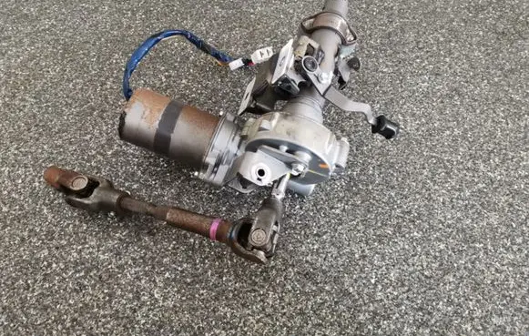 Toyota Urban Cruiser (XP110) Steering wheel axle 4525052510 1608000401