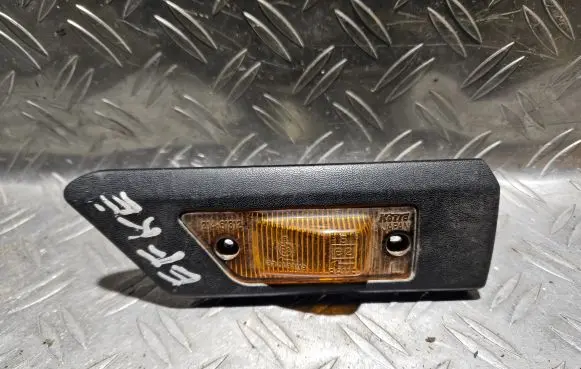 Mazda 323 F Front fender indicator light 21461311 6R0188119