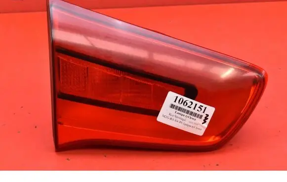KIA Sportage Rear/tail lights 924053W