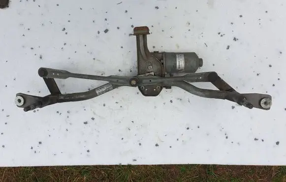 Renault Trafic III (X82) Front wiper linkage and motor 288004907R 93867984 3397021666