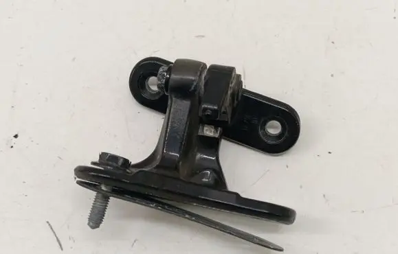 Front door upper hinge