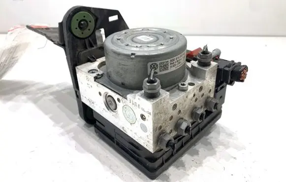 Skoda Superb B8 (3V) ABS Pump 5Q0614517GF