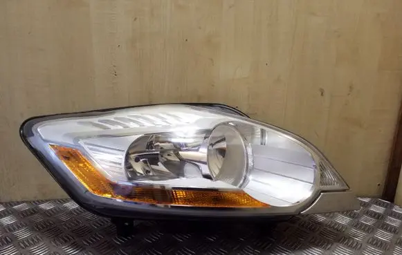Ford Kuga I Headlight/headlamp 8V4113W029BD 1LJ00969604