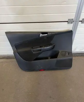 Volkswagen PASSAT B6 Front door card panel trim 3C1867011