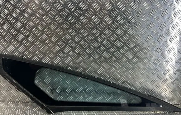 Ford S-MAX Front triangle window/glass 6M21R29711B