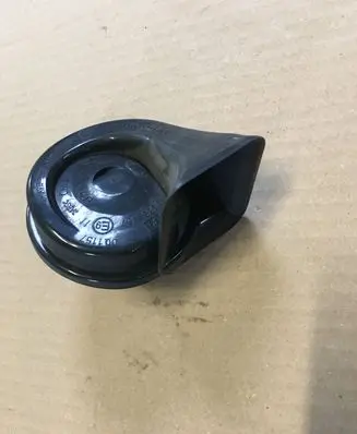 BMW 7 F01 F02 F03 F04 Horn signal CH2143 703881157 20405