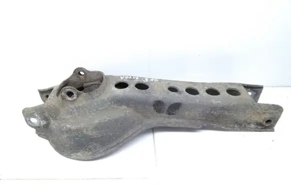 Volvo S80 Rear control arm