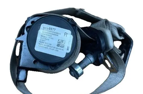 Buick Enclave II Rear seatbelt 588103502