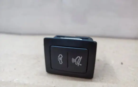 Volkswagen Touareg I Alarm switch 7L6959899