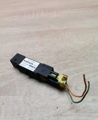 Volvo V70 Airbag deployment crash/impact sensor 8622365 001555