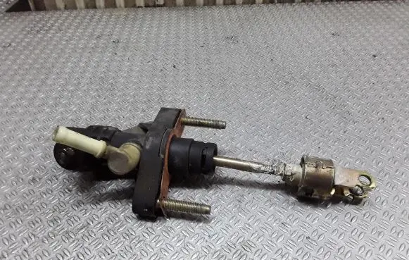 Toyota Corolla Verso AR10 Clutch master cylinder