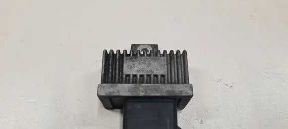 Mitsubishi Space Star Glow plug pre-heat relay 7700115078