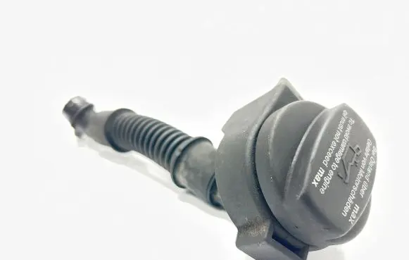 Mercedes-Benz B W245 Oil fill pipe A6400100369