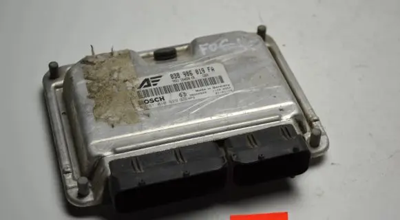 Ford Galaxy Engine control unit/module 038906019FA 28SA4849 YM2112A650KB