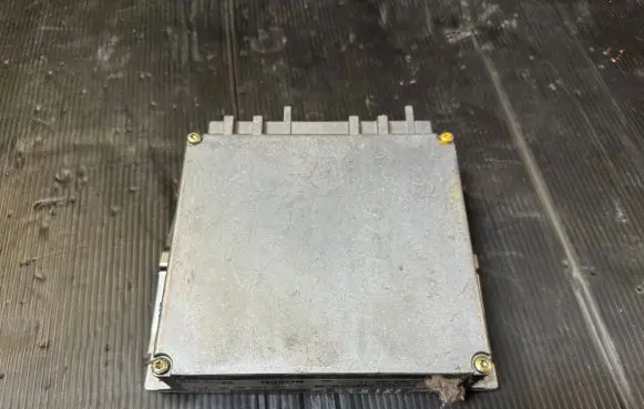 Mercedes-Benz SL R129 Engine control unit/module 0155458032 0265106111 CG3303950454