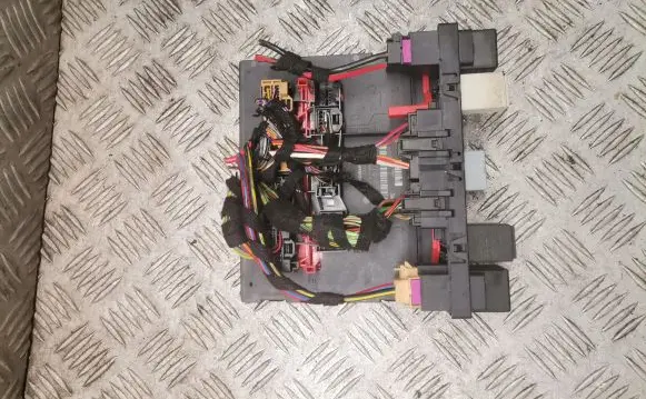 Skoda Octavia Mk2 (1Z) Comfort/convenience module 3c0937049e
