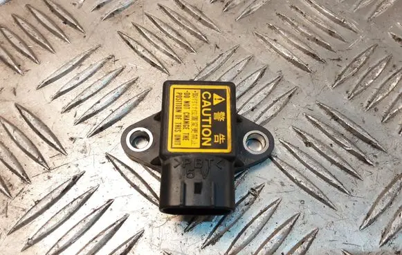 Toyota RAV 4 (XA20) Airbag deployment crash/impact sensor 8944160010