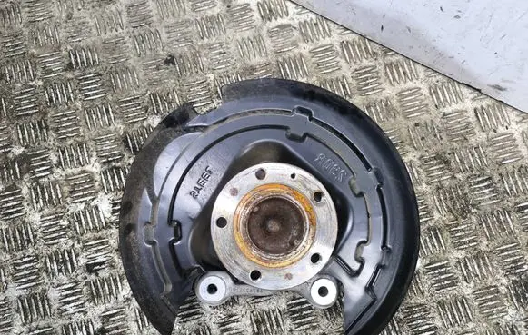 Opel Grandland X Rear wheel hub 9839357180