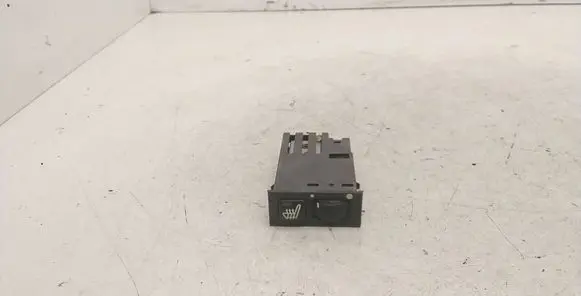 BMW 3 E46 Seat heating switch 61318352259 03055000 459500