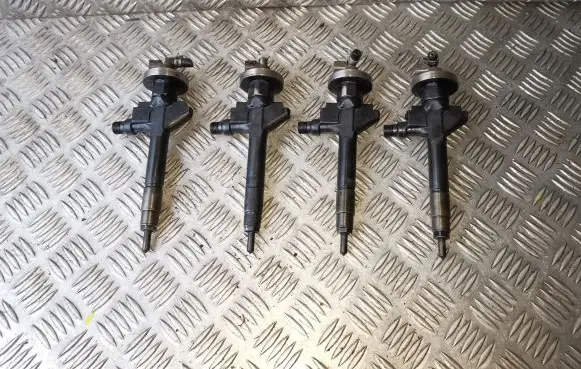 Fuel injectors set