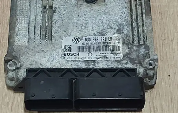 Volkswagen PASSAT B6 Engine control unit/module 03G906021LR
