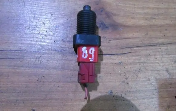 Peugeot 307 Brake pedal sensor switch 