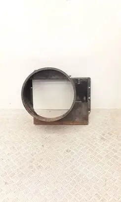 Toyota Land Cruiser (BJ70) Radiator cooling fan shroud 58020