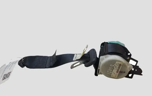 Toyota Avensis T250 Middle seatbelt (rear) 7335005041 091370