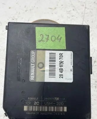 Renault Master III Fuse module 284B67570R 519543F06 USM2010