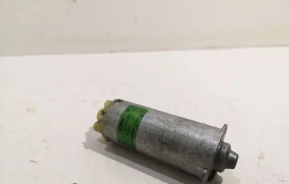 Porsche Cayenne (9PA) Seat adjustment motor 0130002530