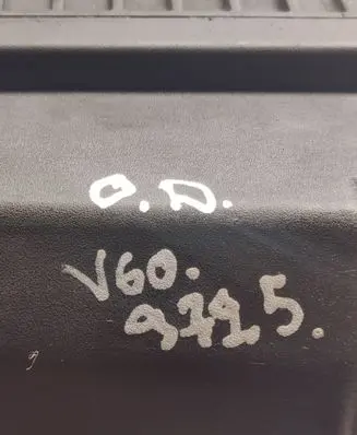 Volvo V60 Air filter box 30792196