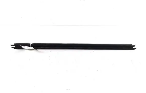 BMW 2 F46 Front door trim bar 7298826
