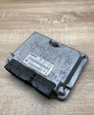 Opel Astra G Engine control unit/module ECU 24417166 0281010456