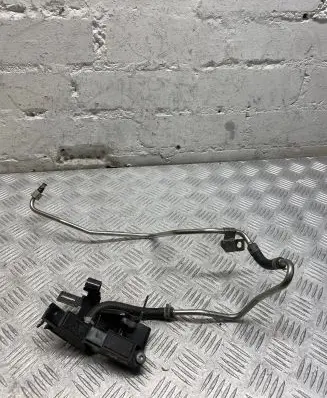 Volkswagen Golf VII AdBlue supply pipe 04L131582F